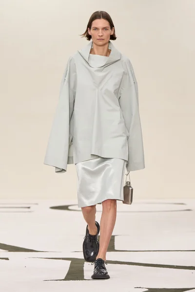 Look 43